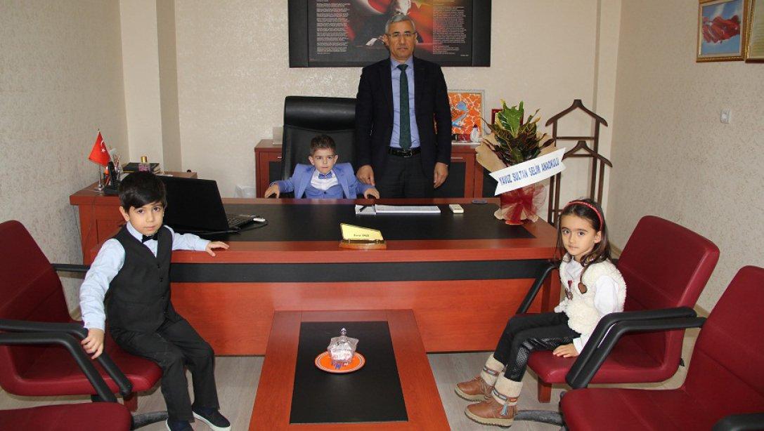 İlçe Milli Eğitim Müdürü İNCE, koltuğunu çocuklara devretti